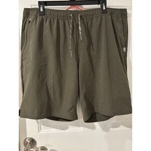 L.L. Bean 509468 Mens Olive Green Shorts Elastic Waist Drawstring Pockets Casual